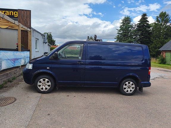 Volkswagen Transporter 2 of 9
