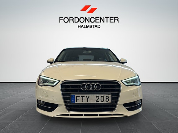 Audi A3 3 of 27