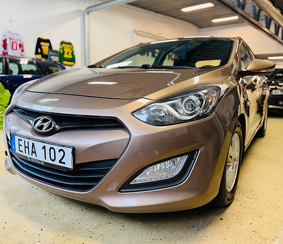 Hyundai i30 2 of 20