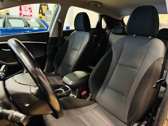 Hyundai i30 12 of 20