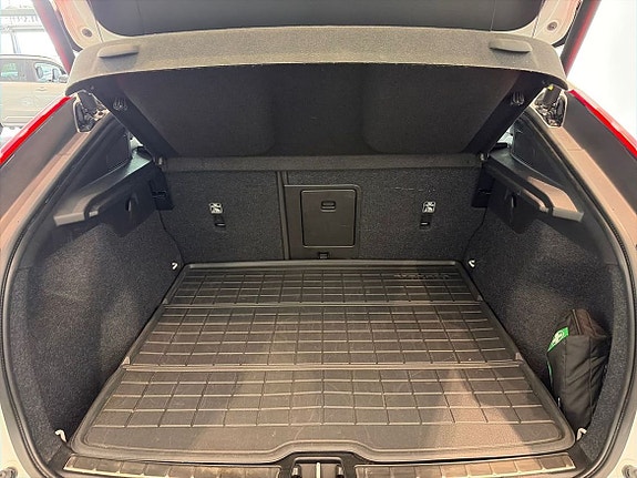 Volvo C40 6 of 26