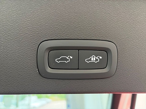 Volvo C40 12 of 26