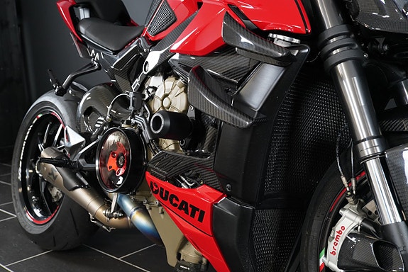 Ducati Streetfighter V4 8 of 28