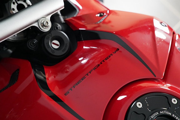 Ducati Streetfighter V4 20 of 28