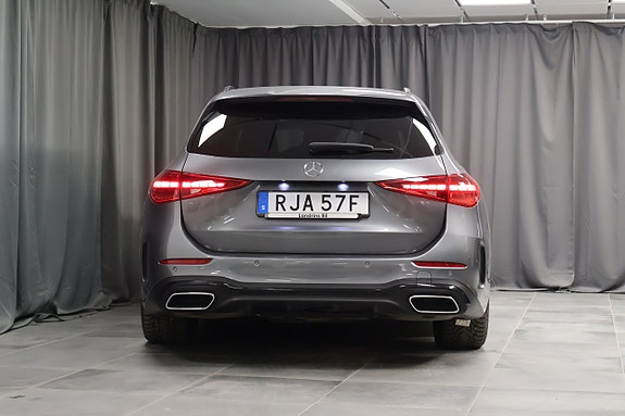 Mercedes-Benz C300 e 4 of 22
