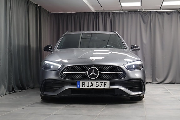 Mercedes-Benz C300 e 3 of 22