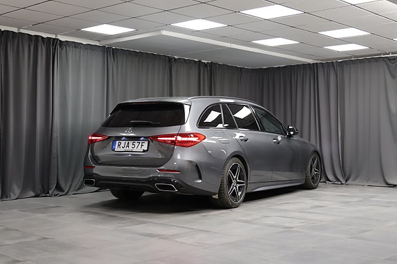 Mercedes-Benz C300 e 2 of 22