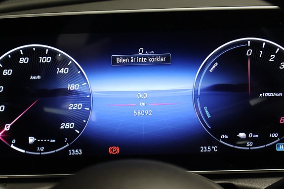 Mercedes-Benz C300 e 17 of 22