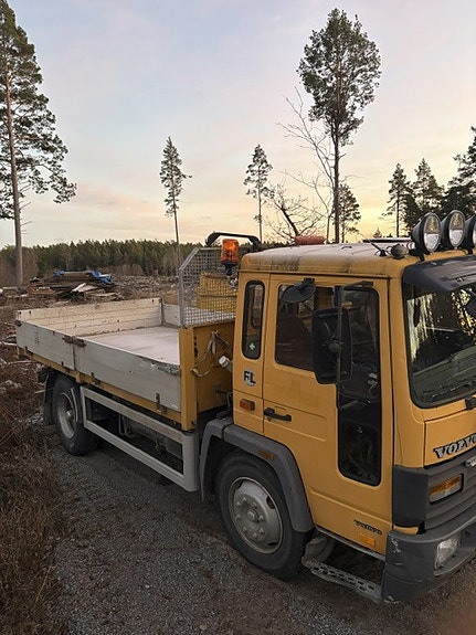 Volvo FL6 614 4x2 3 of 8