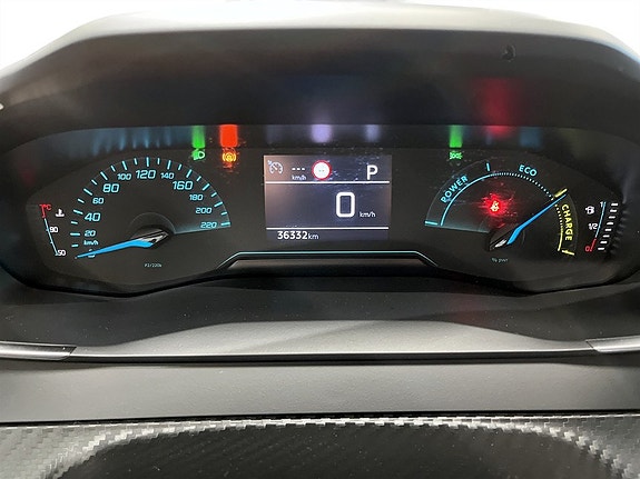 Peugeot 208 8 of 15