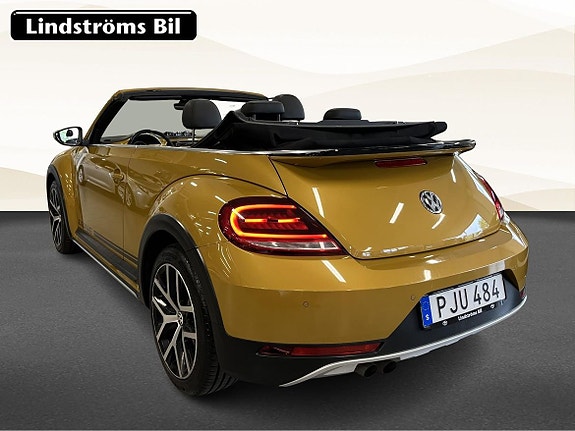 Volkswagen Beetle 4 of 22