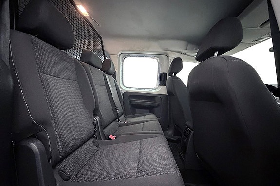 Volkswagen Caddy Maxi 17 of 25