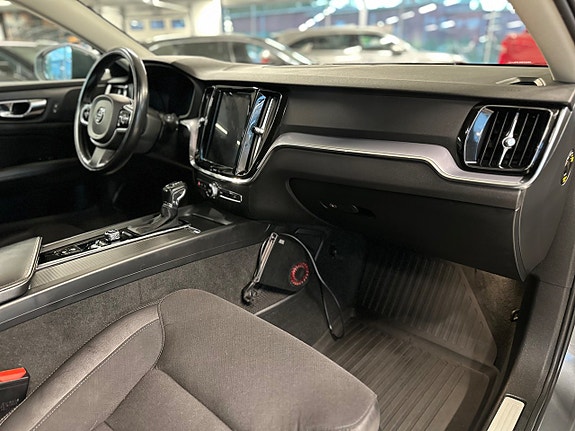 Volvo V60 Cross Country 17 of 30