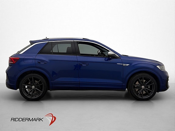 Volkswagen T-Roc 9 of 30