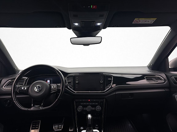 Volkswagen T-Roc 13 of 30