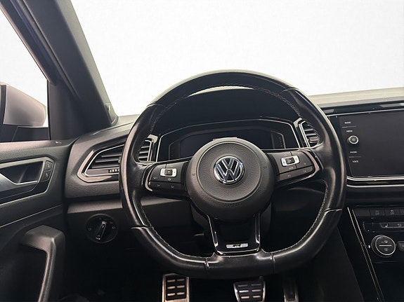 Volkswagen T-Roc 14 of 30