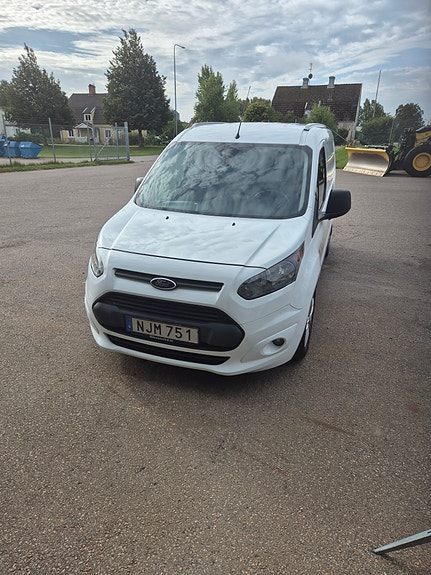 Ford Transit Connect 3 of 12