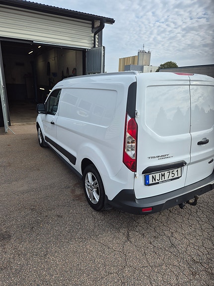 Ford Transit Connect 4 of 12