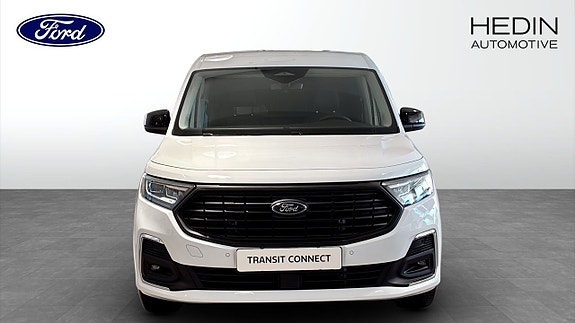 Ford Transit Connect 8 of 12