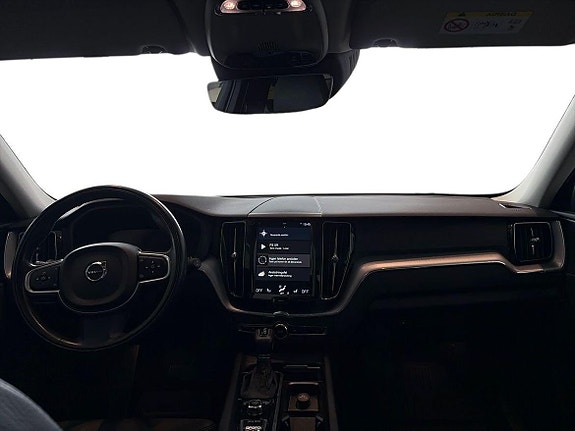 Volvo XC60 8 of 24