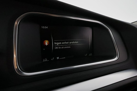 Volvo V40 22 of 24