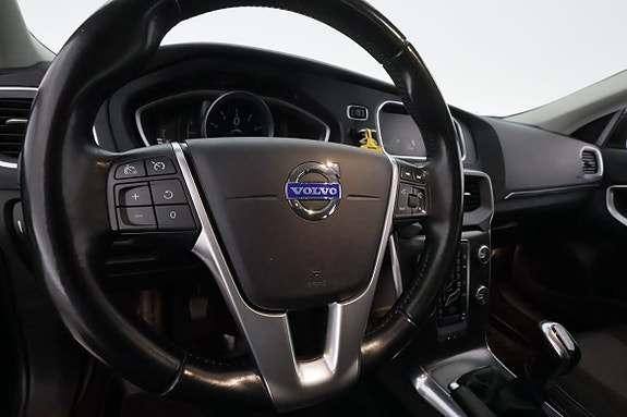 Volvo V40 15 of 24