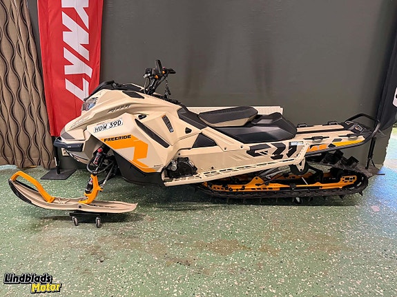Ski-Doo Freeride STD 146" 850 E-TEC -22 m. Elstart 2 of 5