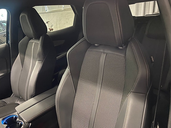 Peugeot 3008 9 of 21