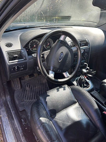Ford Mondeo 6 of 10