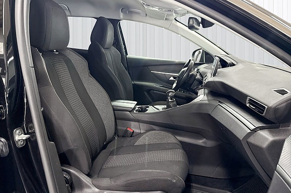 Peugeot 3008 14 of 16