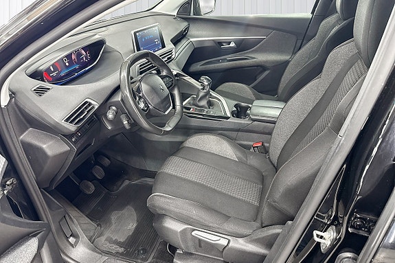 Peugeot 3008 12 of 16