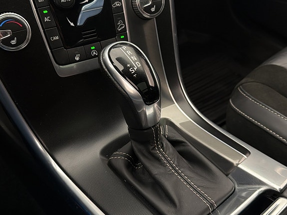 Volvo XC60 24 of 27