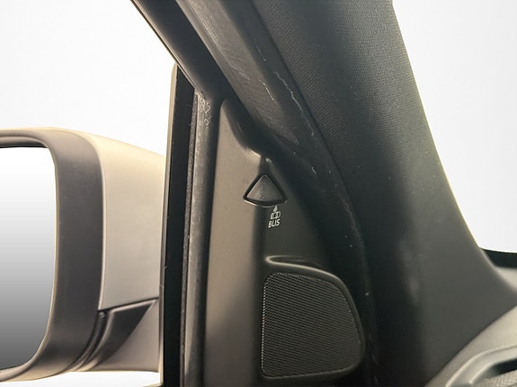 Volvo XC60 15 of 27
