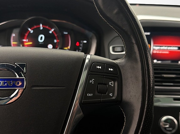 Volvo XC60 18 of 27
