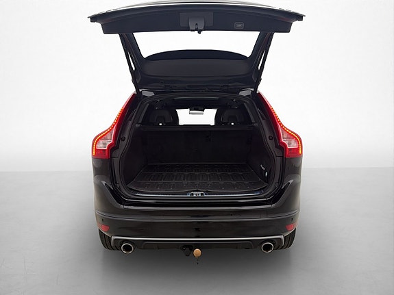 Volvo XC60 26 of 27