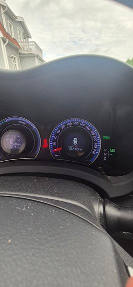 Toyota Auris 9 of 12