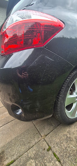 Toyota Auris 7 of 12