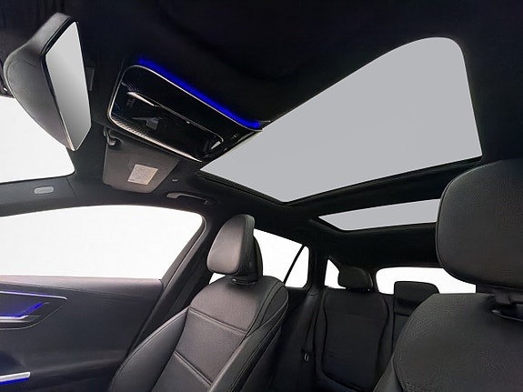 Mercedes-Benz C300 e 10 of 30