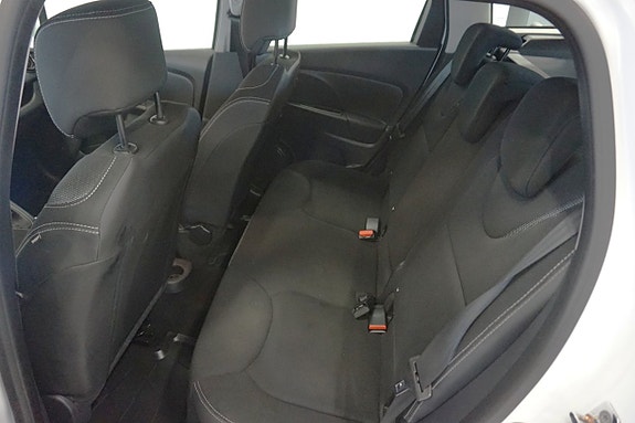 Renault Clio 12 of 22