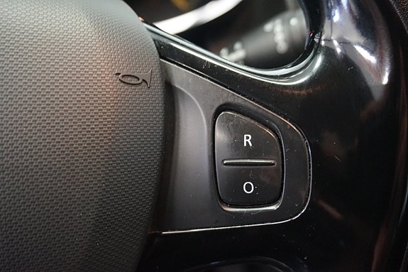 Renault Clio 15 of 22