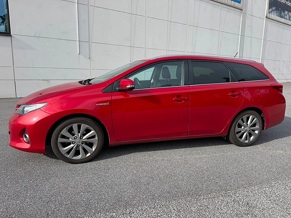 Toyota Auris 6 of 9