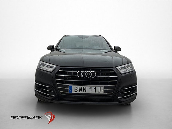 Audi Q5 2 of 29