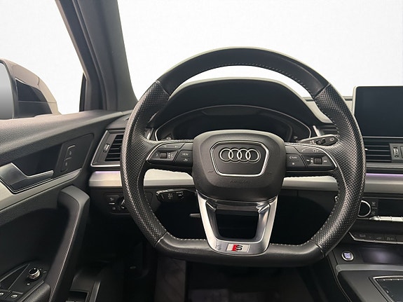 Audi Q5 15 of 29