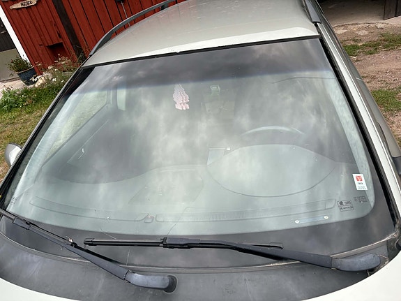 Volvo V70 7 of 8