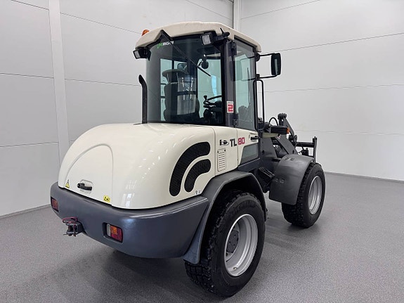 Terex TL80 Med nya snödäck 2 of 6