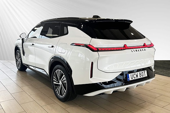 Lynk & Co 08 3 of 30