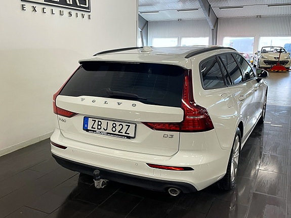 Volvo V60 3 of 16