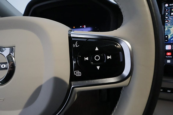 Volvo XC60 17 of 30