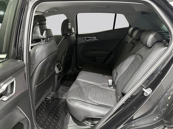 Kia Sportage 9 of 18