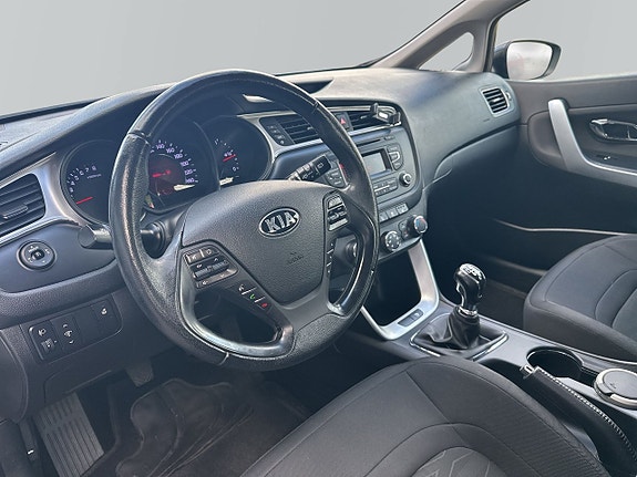 Kia Ceed 15 of 15